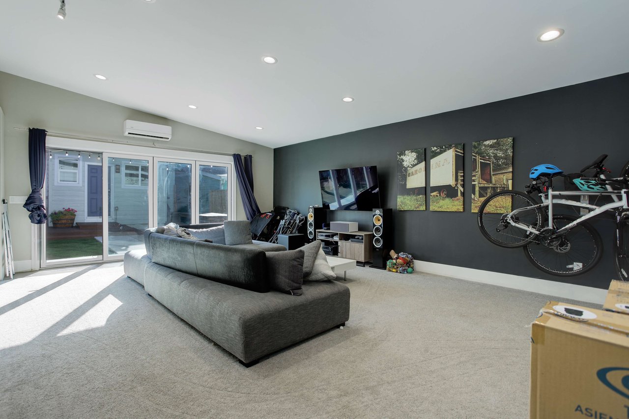 Modern Classic Cottage