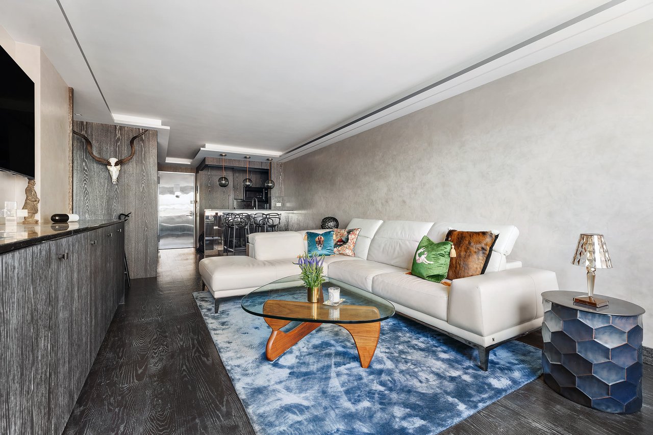 115 E 9th St, Unit 7D