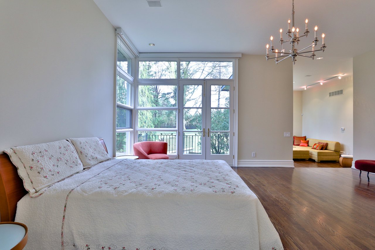 Iconic Bridle Path Estate