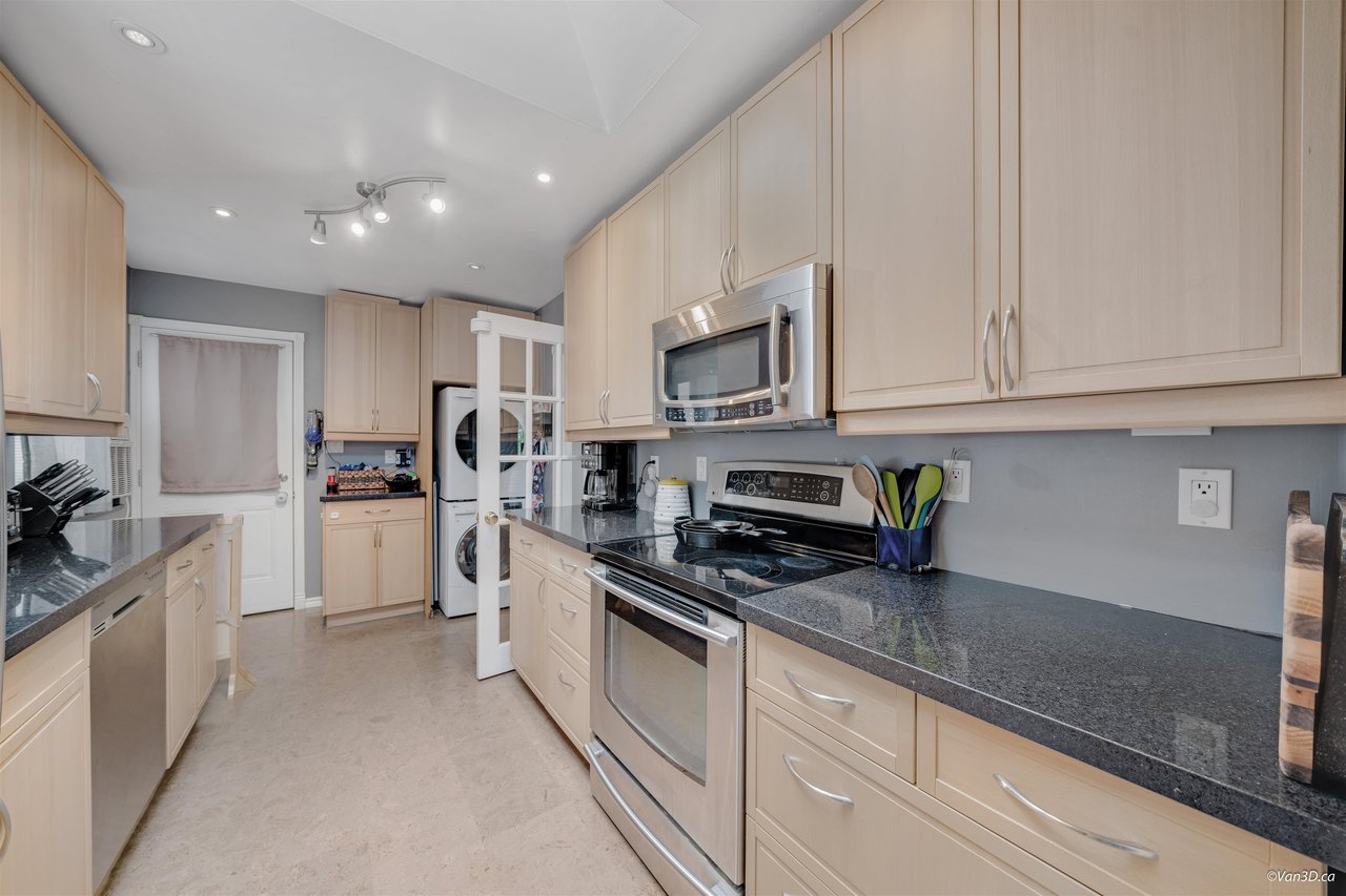 2052 W Keith Road, North Vancouver