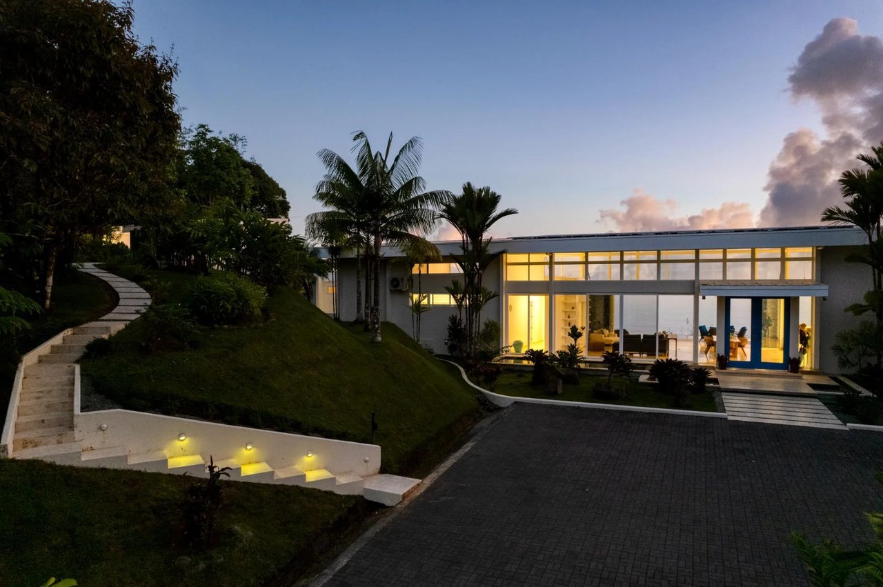 Solar Powered Luxury Home, Dominical, Puntarenas