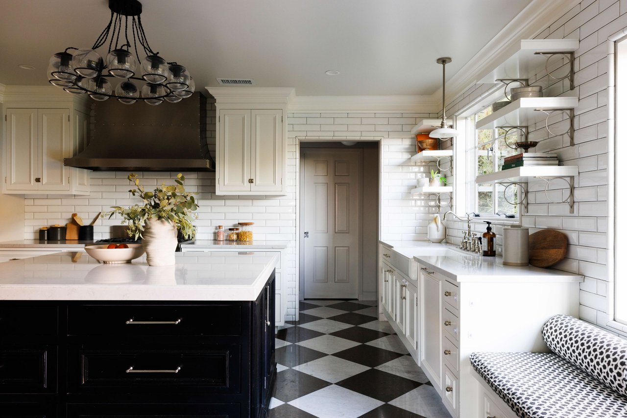 A Sophisticated c. 1938 Traditional in Los Feliz 