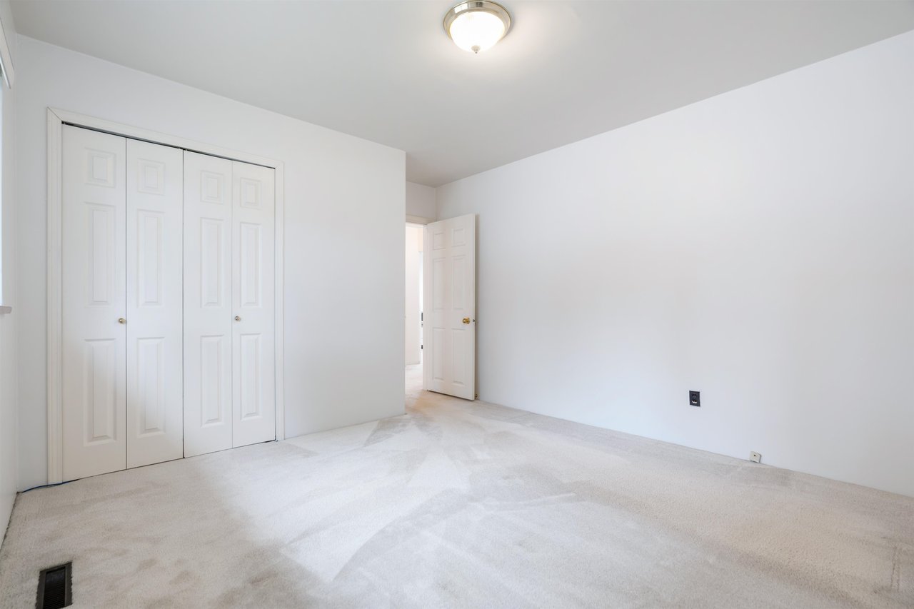 6350 Broadway