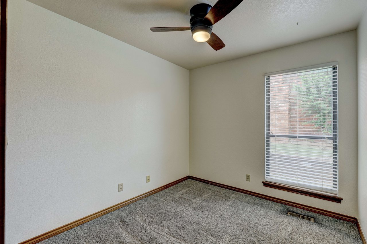 1205 Windsor Place