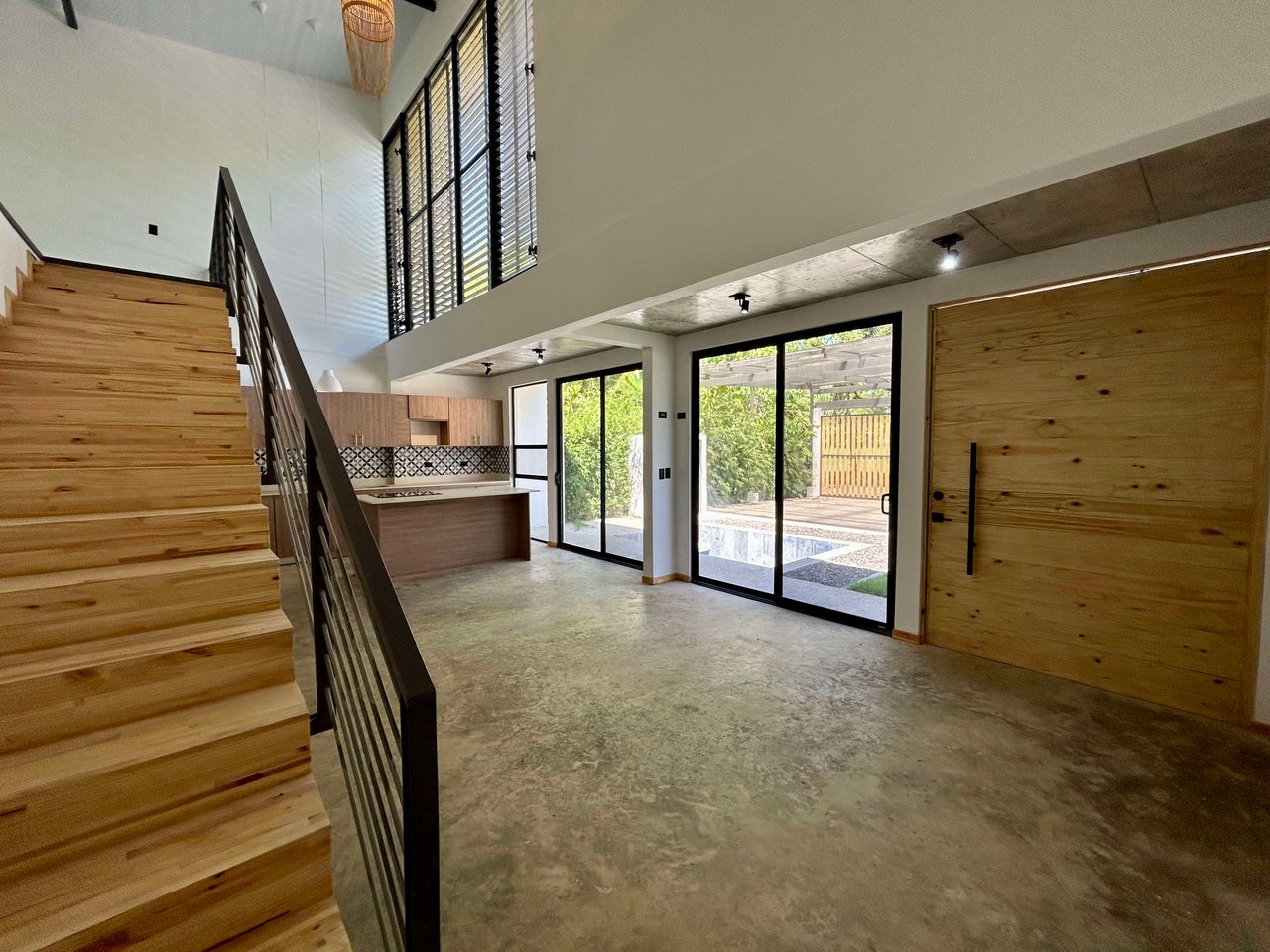 Brand New Modern 3 bed, 3 bath Villa in Uvita