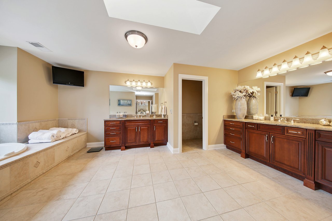 Uniting luxury with elegance
