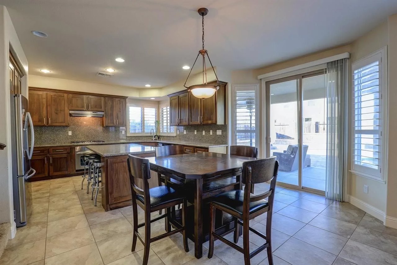 516 Sepultra Ct