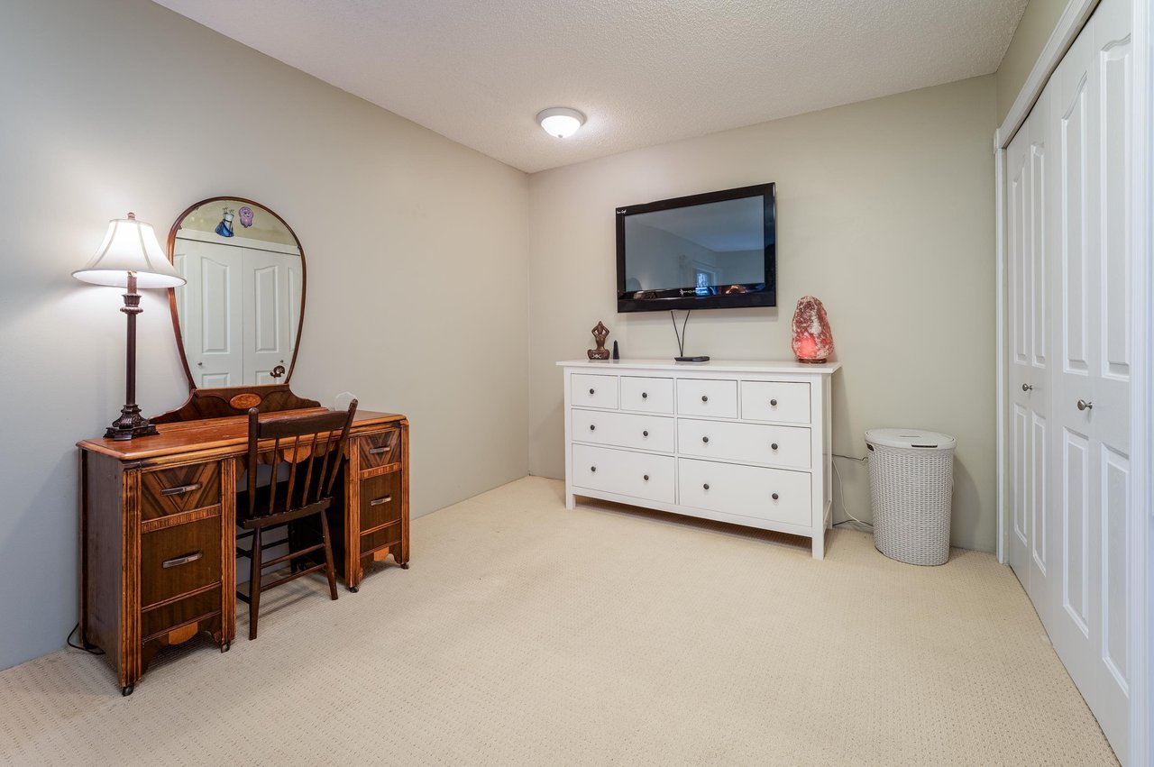 28-3851 Blundell Rd