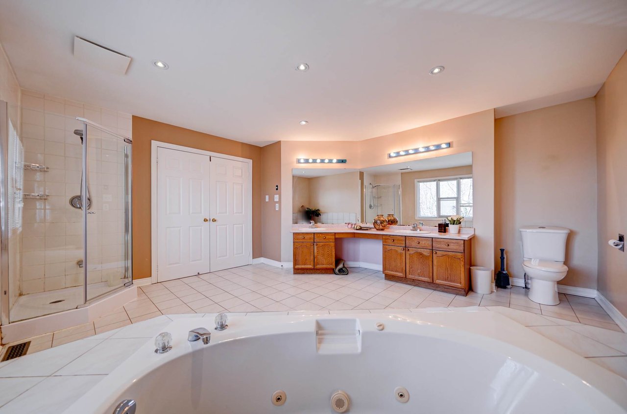 2184 Lumberman Lane