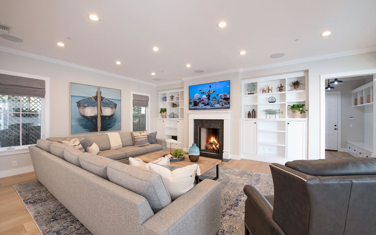 460 Santa Ana Ave