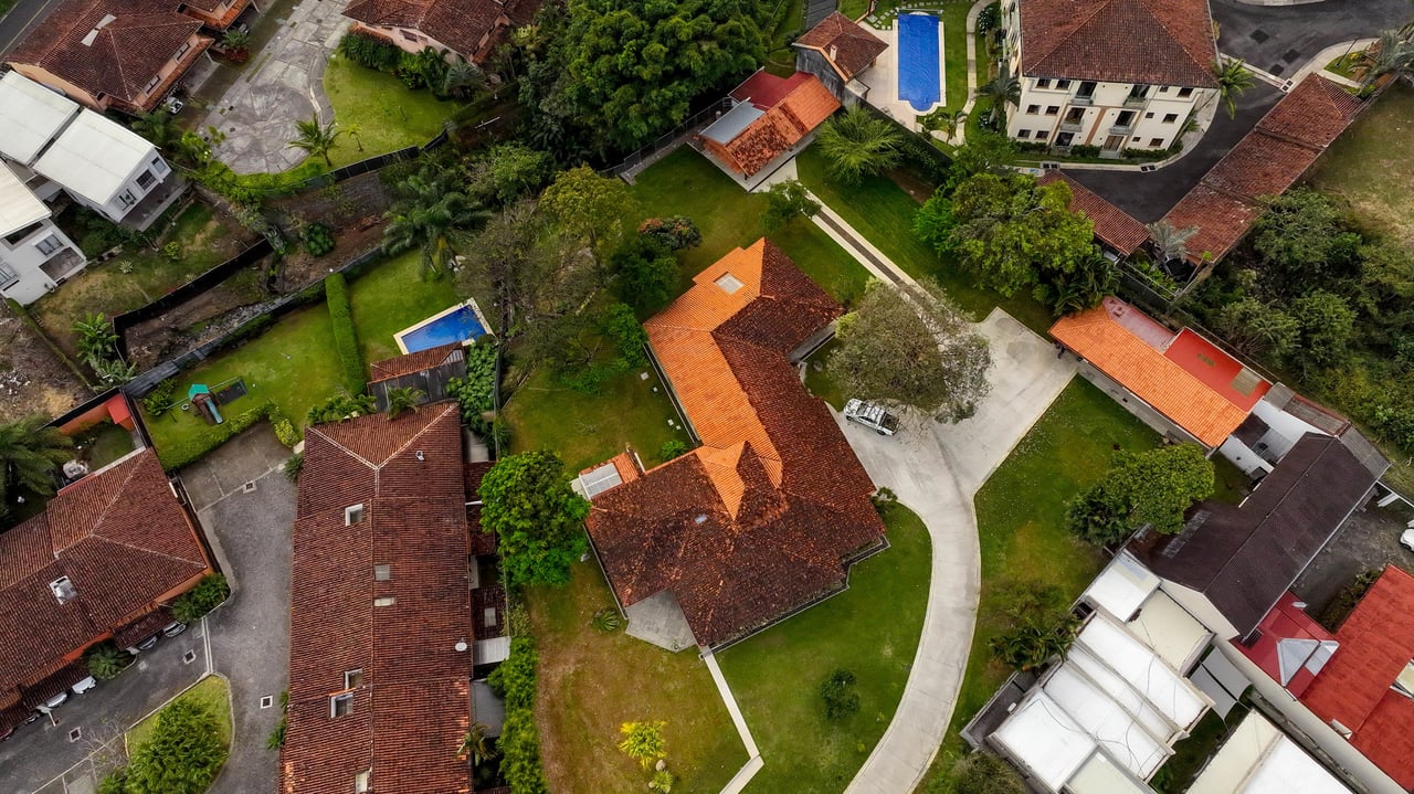 Private Gated Guest House Estate, Escazu, San Jose