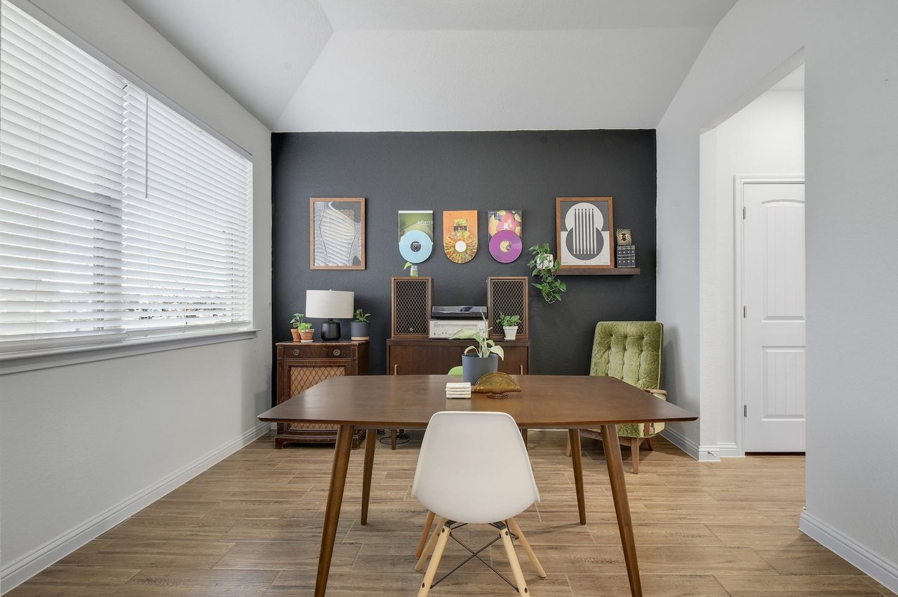 8206 Dampton Ln, Austin, Texas 78744