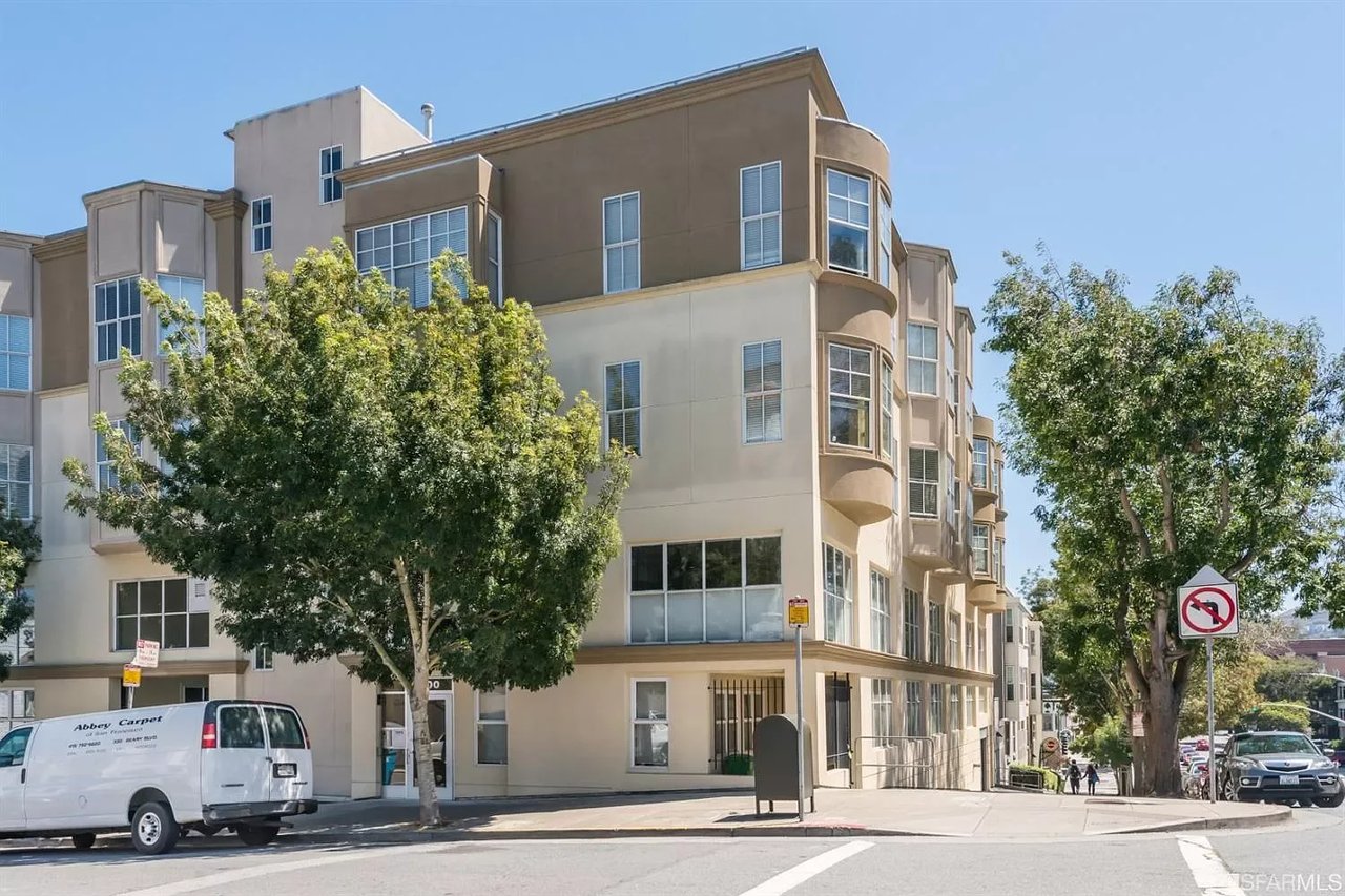 2001 Mcallister Street Unit: 322