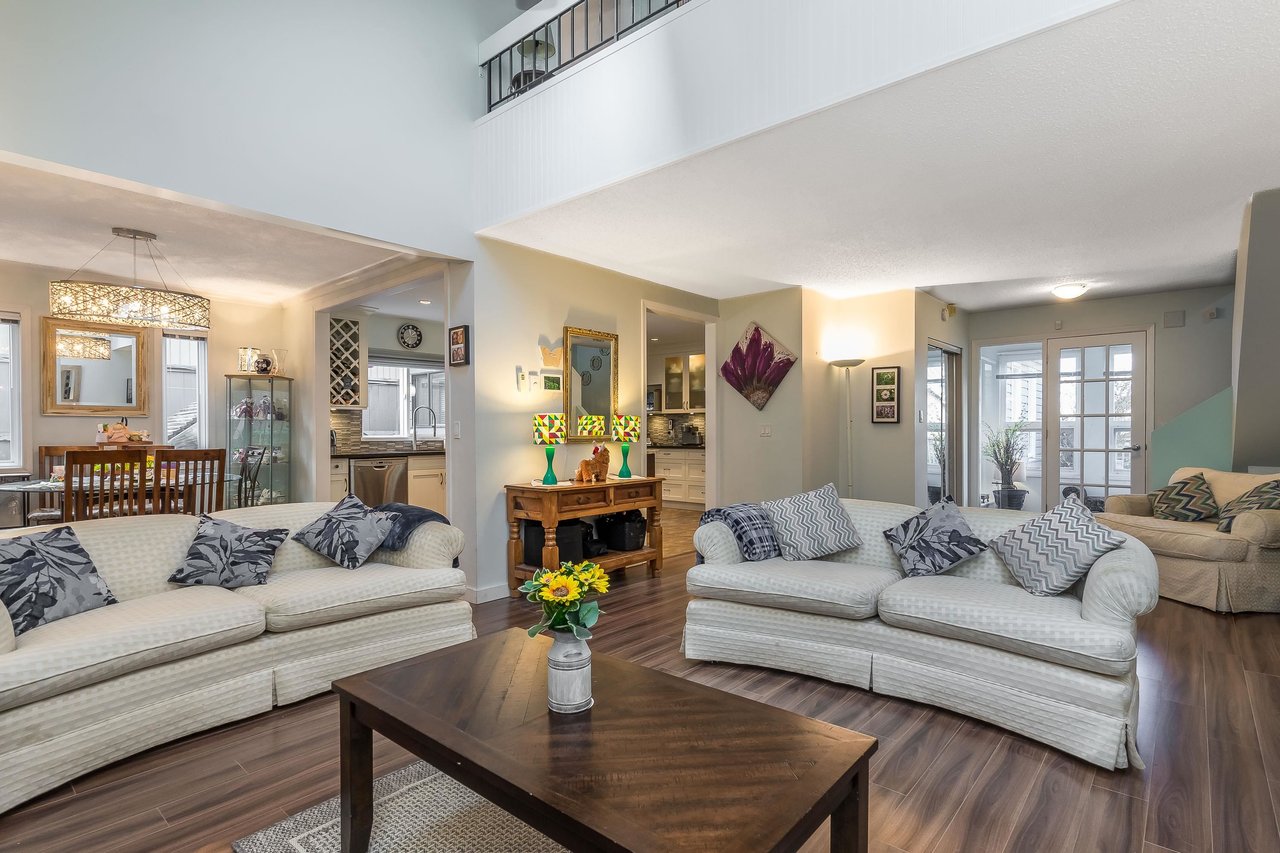 11044 Southridge Rd