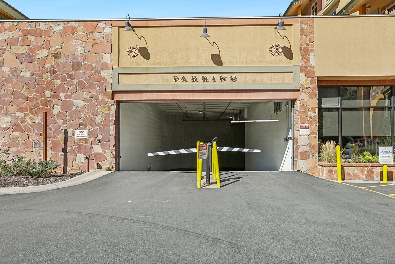 3720 Sundial Ct B517