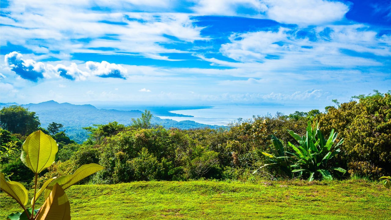 Panoramic Ocean View Homesite, Ojochal, Puntarenas