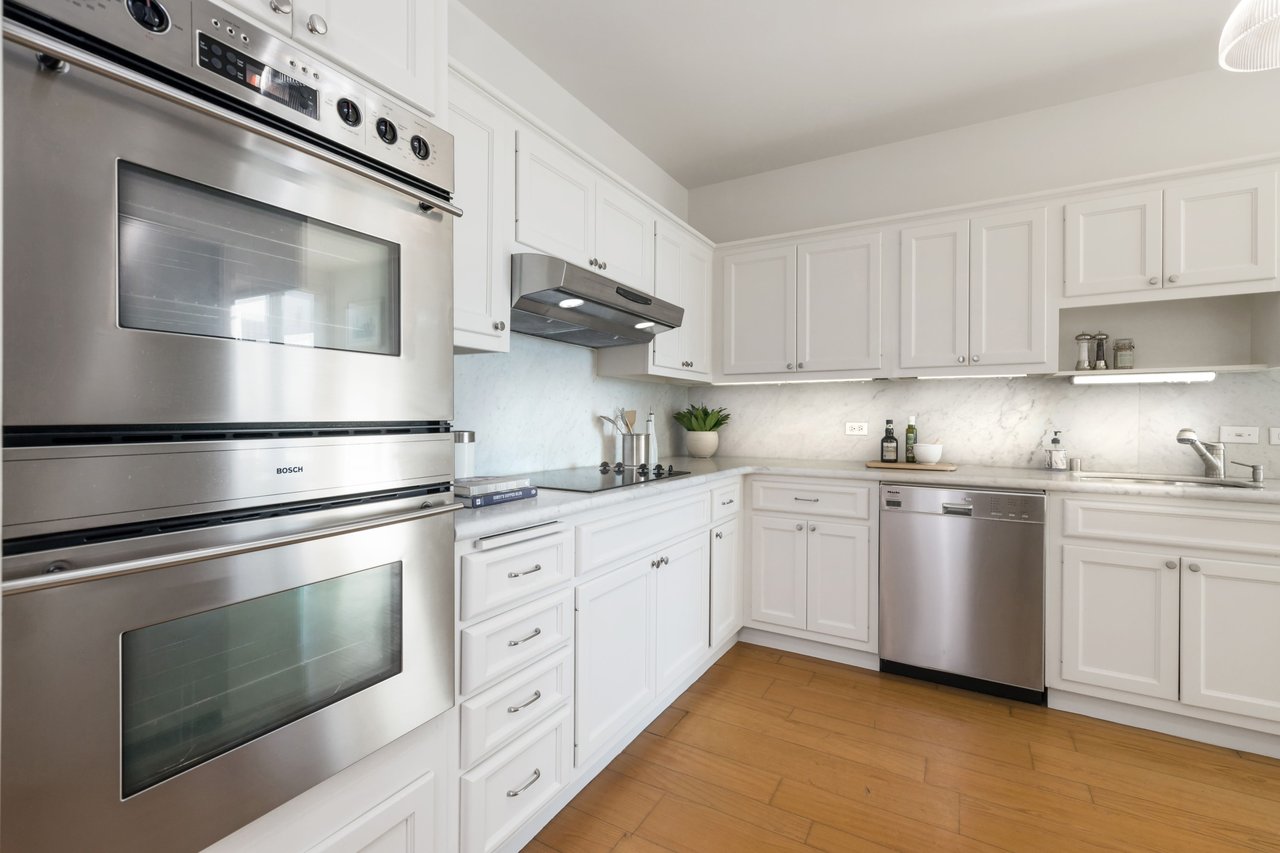 Elegance and Iconic Views on Nob Hill