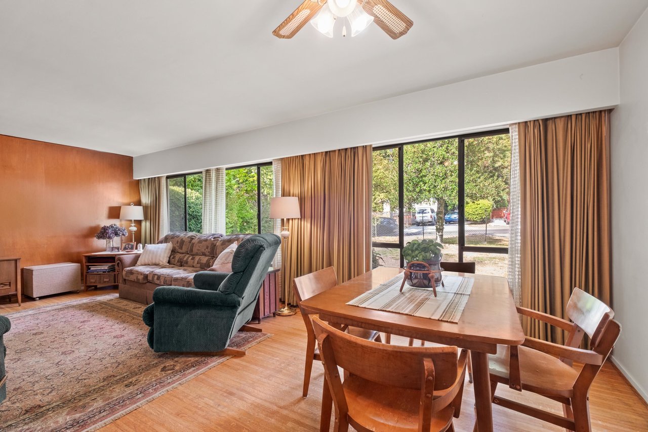 2239 Windridge Dr