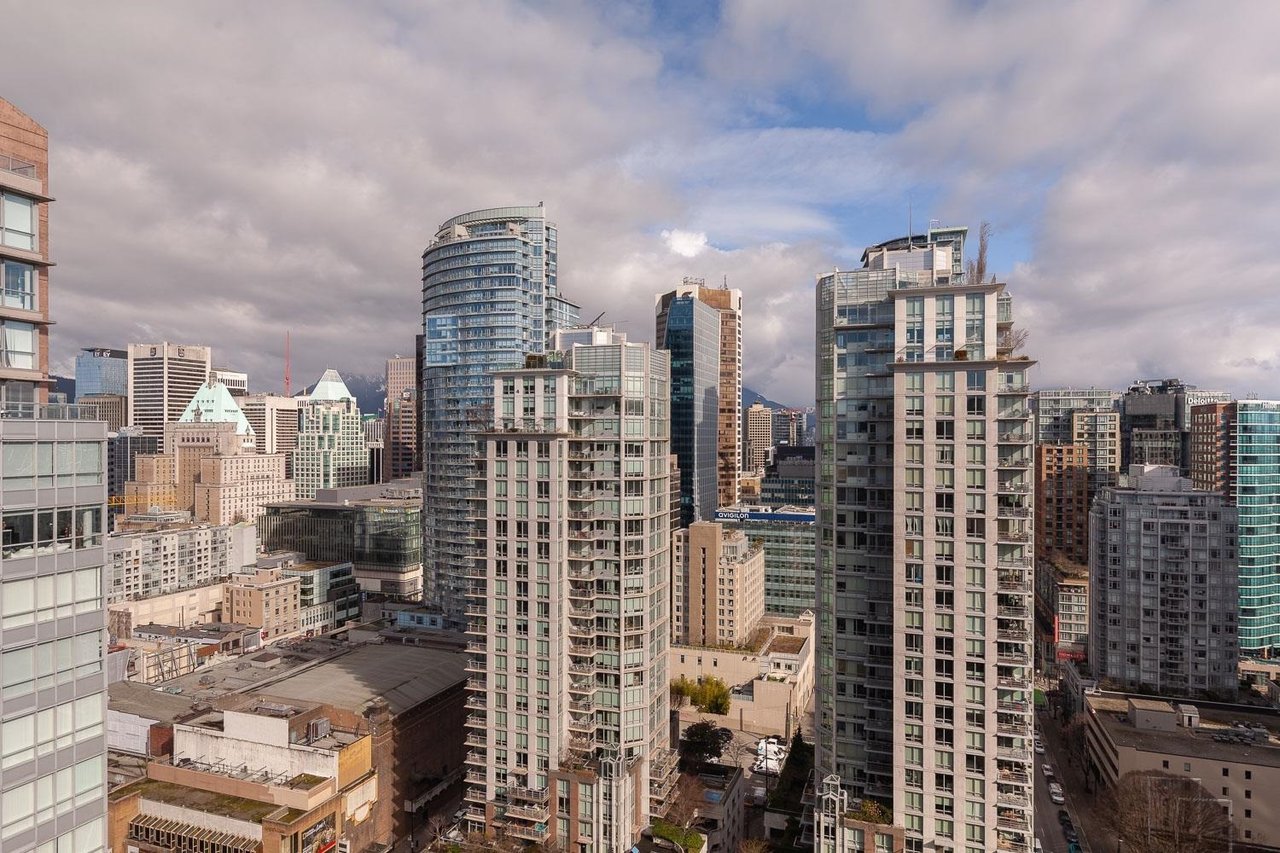 3003-969 Richards Street, Vancouver