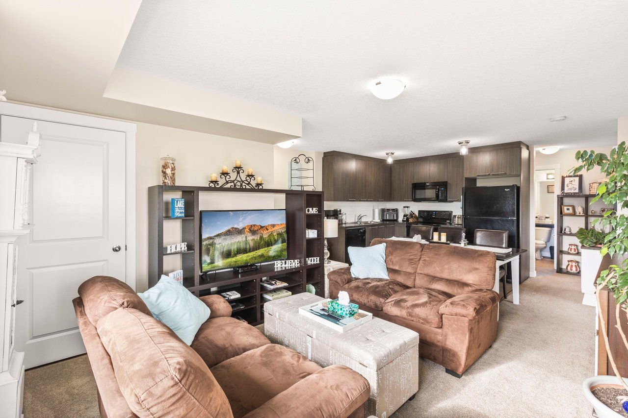 244, 300 Marina Drive Unit: 244