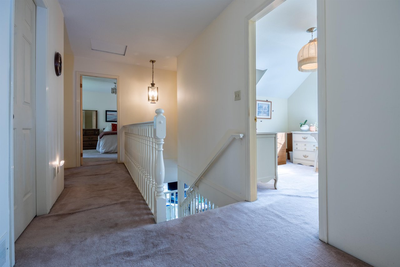 864 Wellington Dr