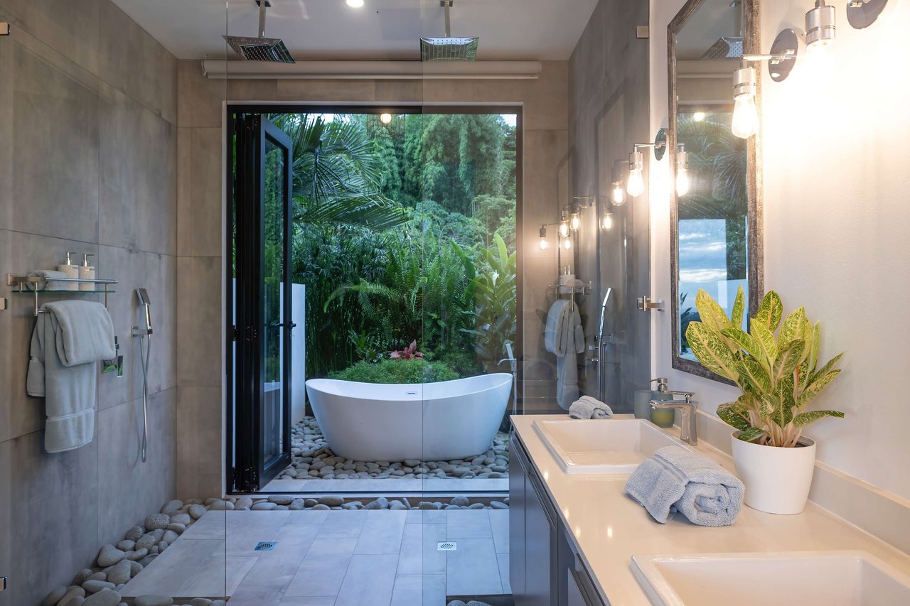 Elegant Estate with Pacific & Jungle Views in Ojochal