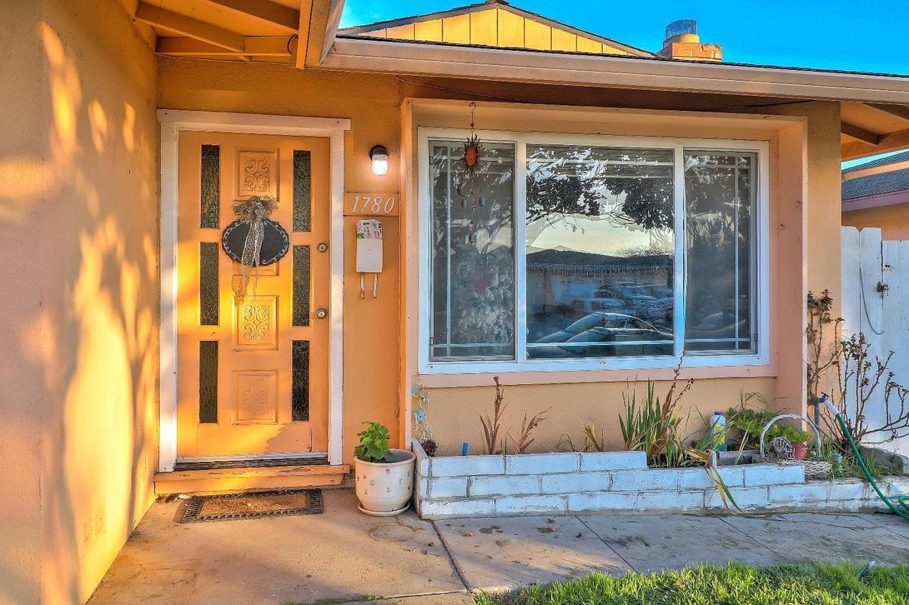1780 Truckee Way