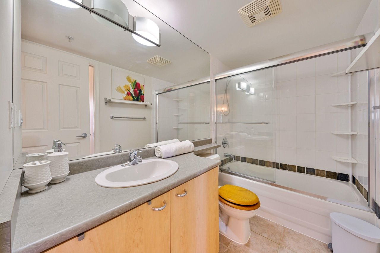 802-1420 W Georgia St