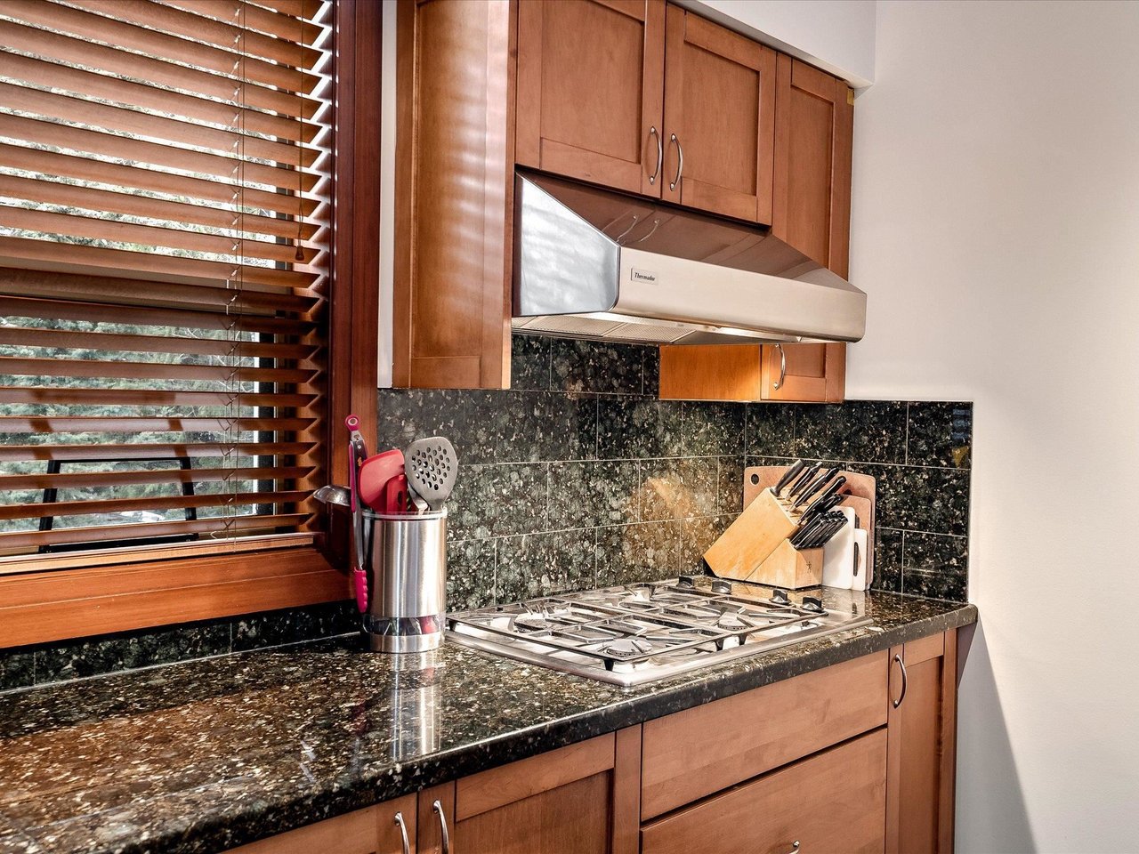 4821C Casabella Cres