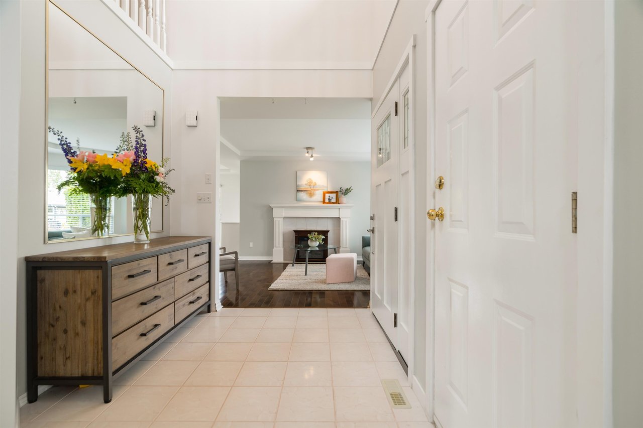 20294 125 Ave