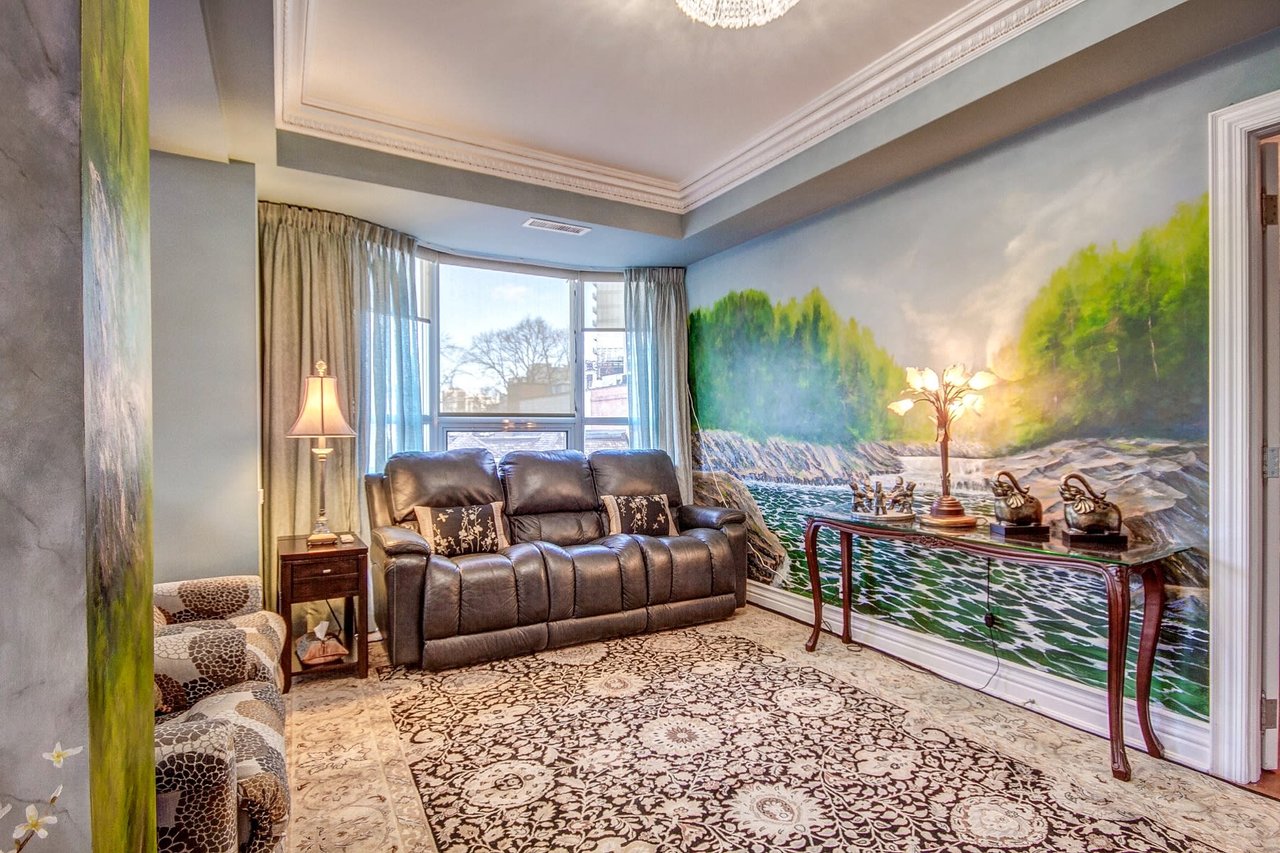 68 Yorkville Rd