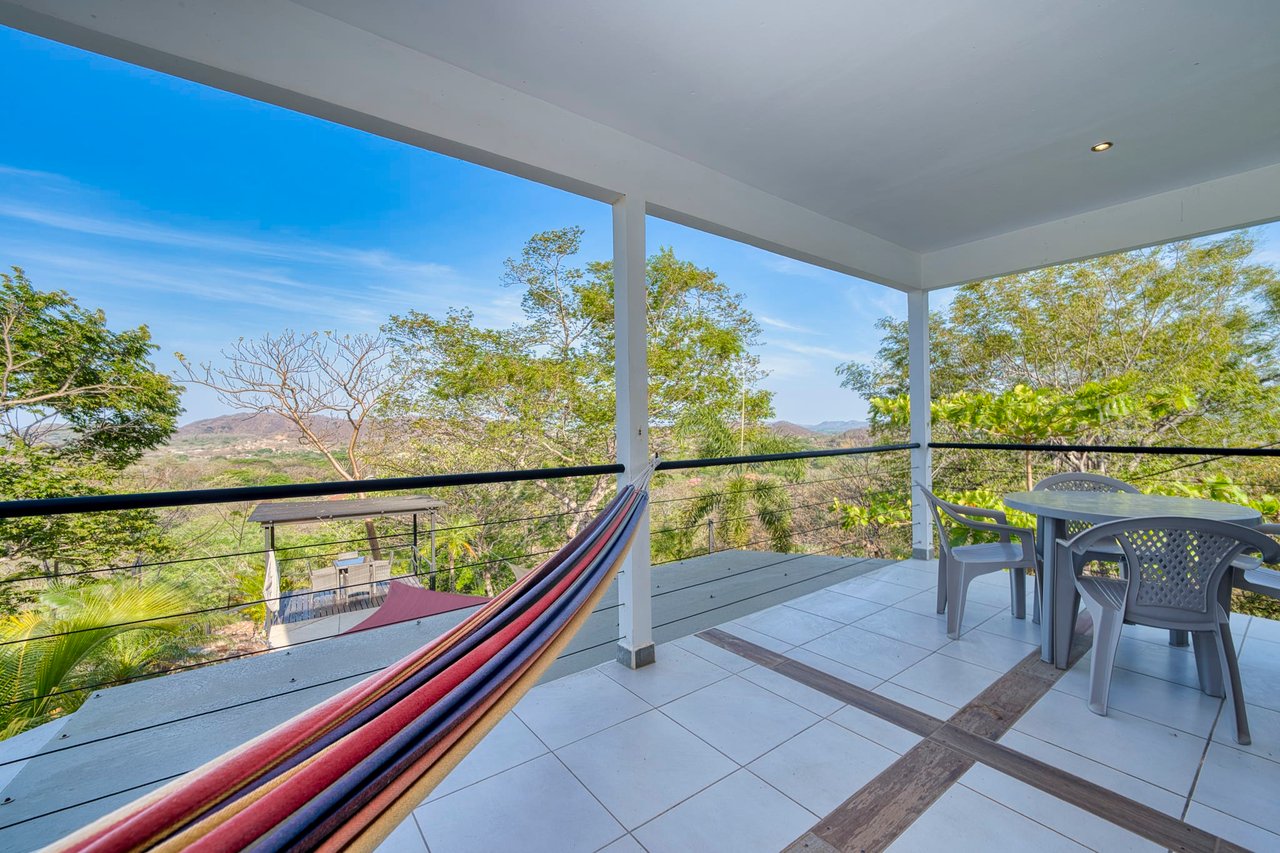 Finca Toltec | Majestic Mountaintop Ocean View Home + 4 Casitas | Ideal Retreat Centre!