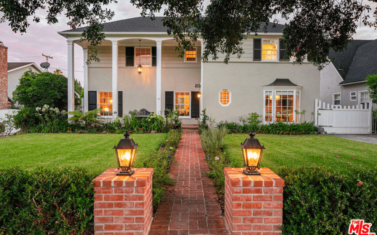 The Ultimate Guide To Selling Your Home in Pasadena by Laurie Turner