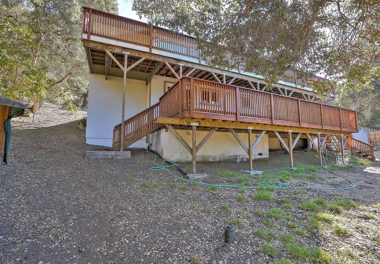 9845 Palisade Dr