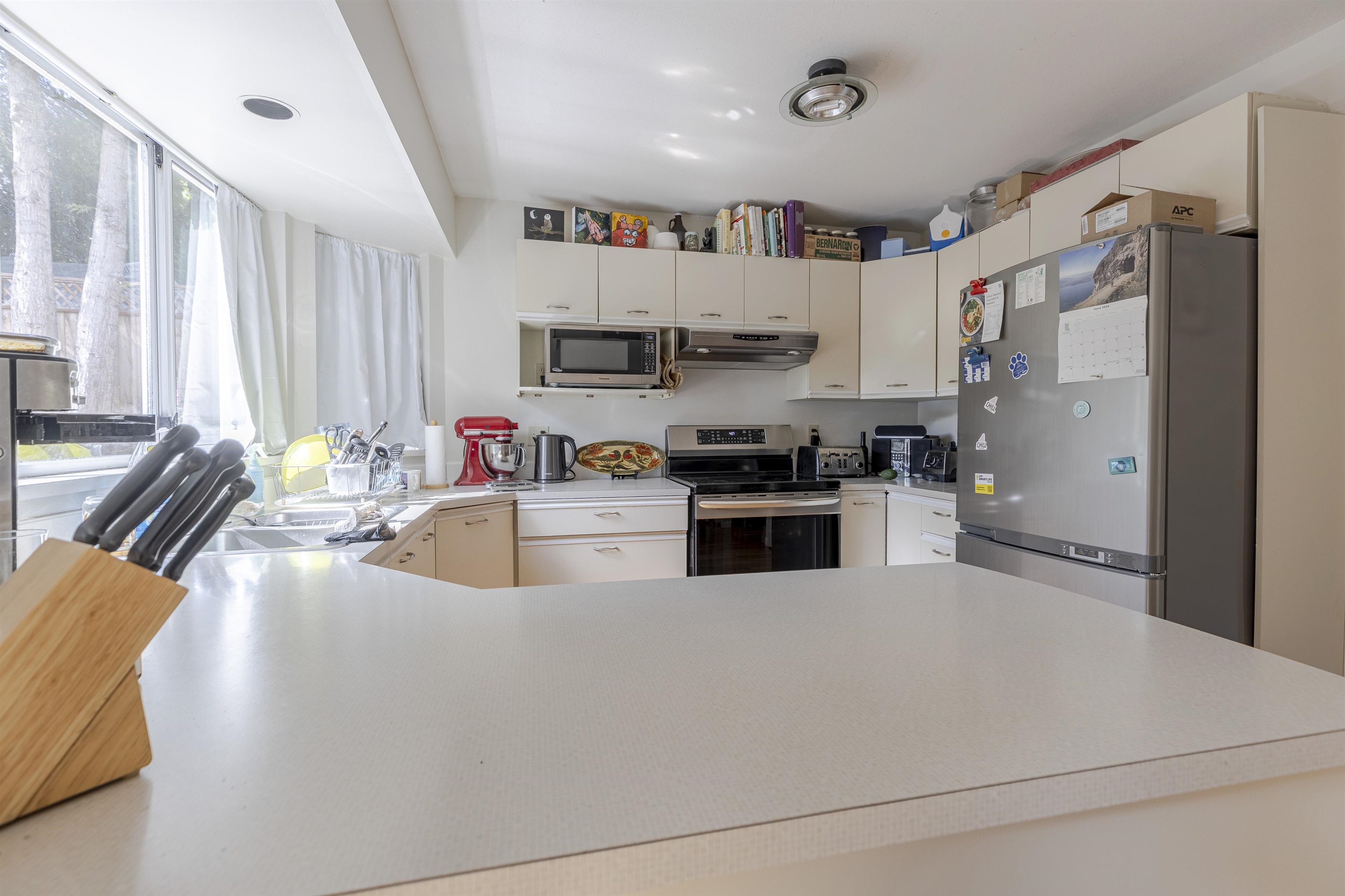 1037 Tobermory Wy