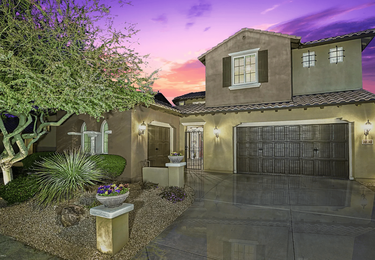 3730 E. EMBER GLOW WAY
