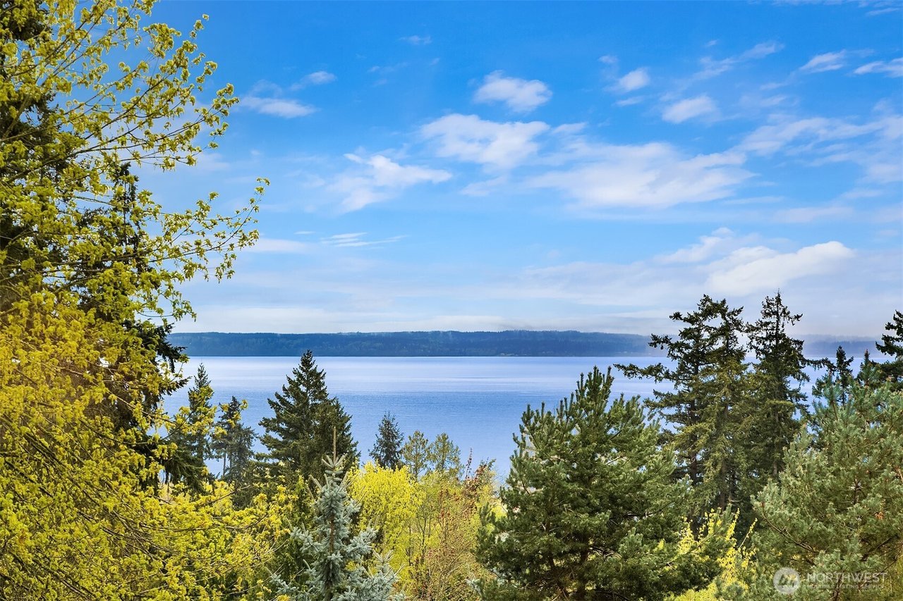 10612 MacArthur Lane, Mukilteo