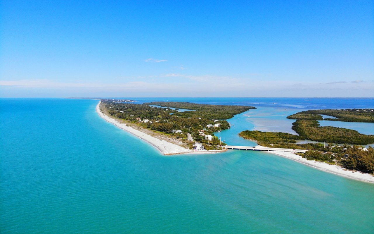 Sanibel Island + Captiva Island