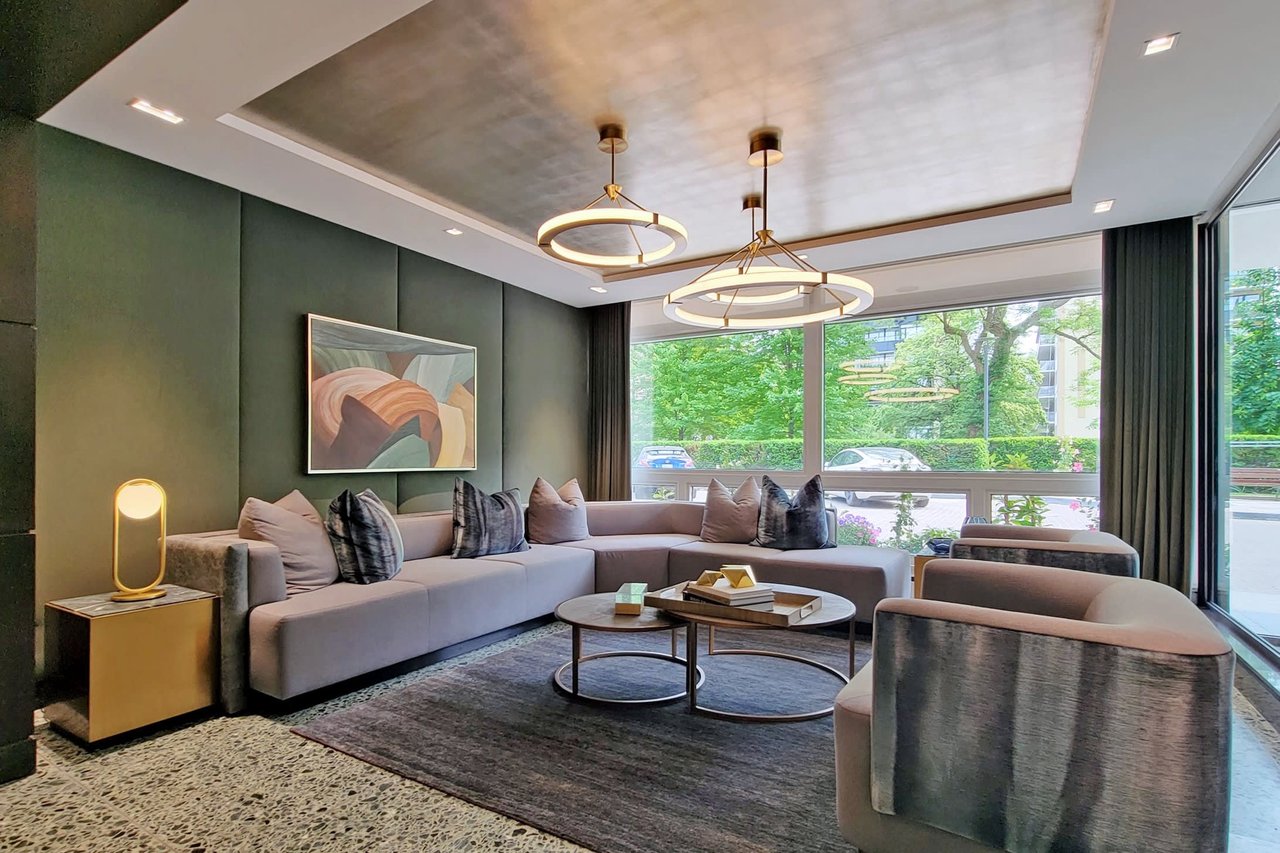500 Avenue Road Suite 803 