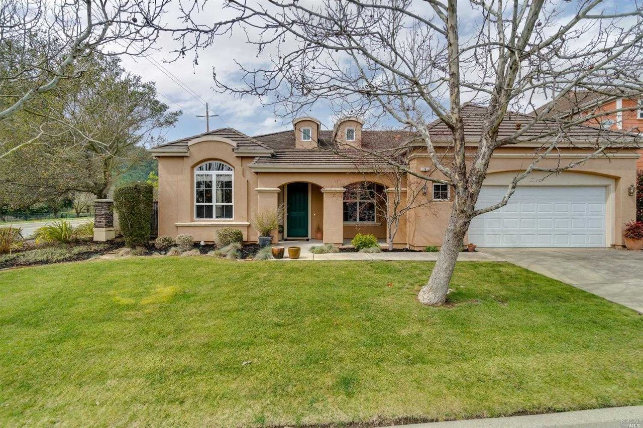 5 Copper Hill Way