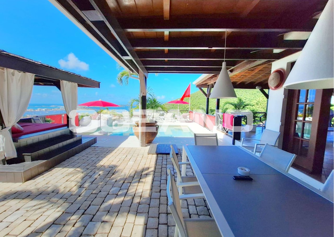 Villa 5 bedrooms with exceptional panoramic view + studio