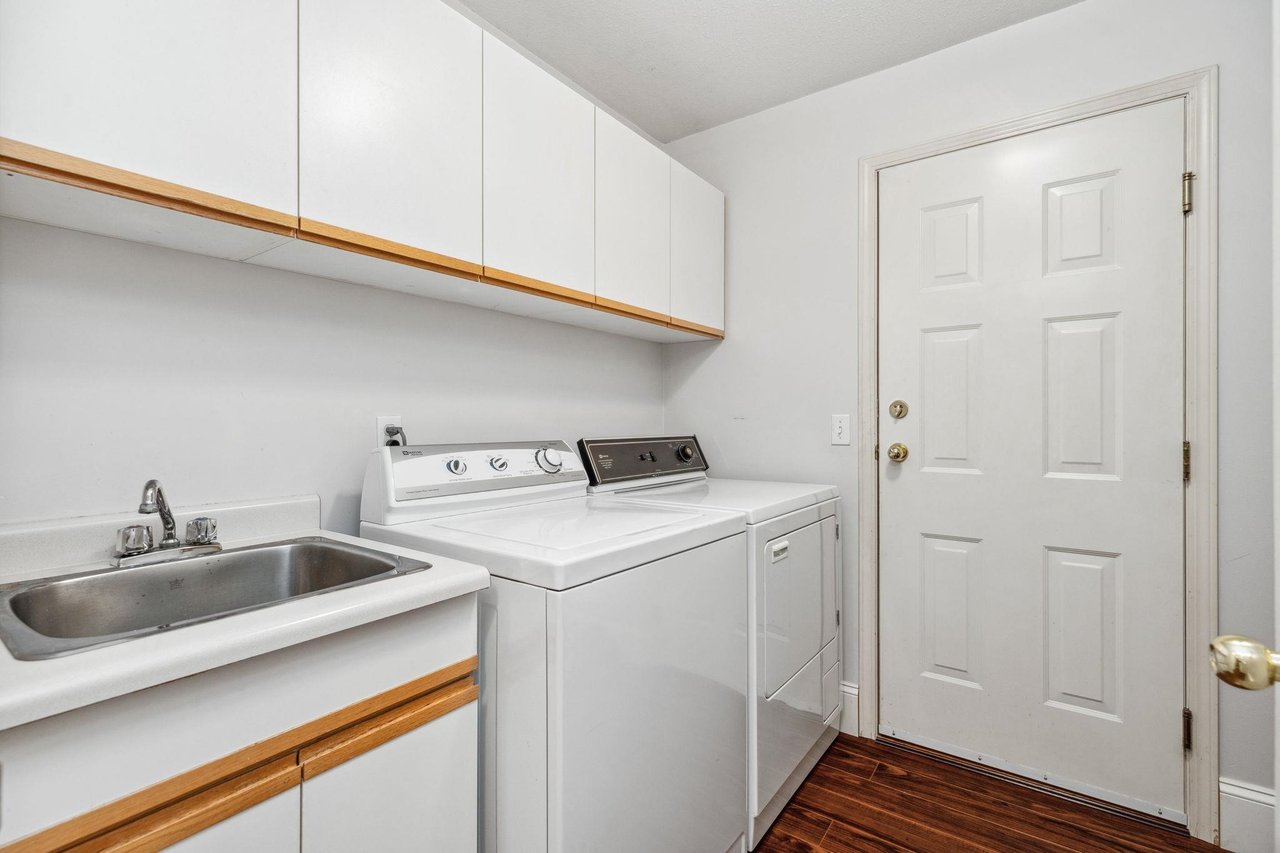 8118 153a St