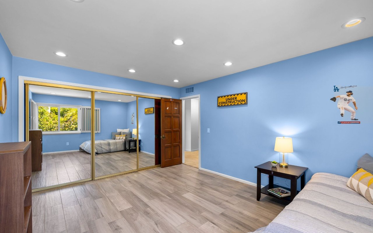 16 Quarterhorse Lane