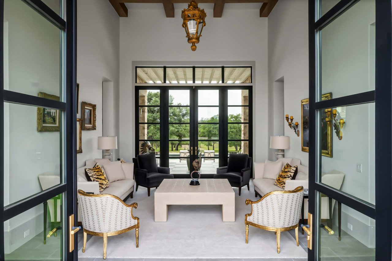 Luxury in Frederickburg