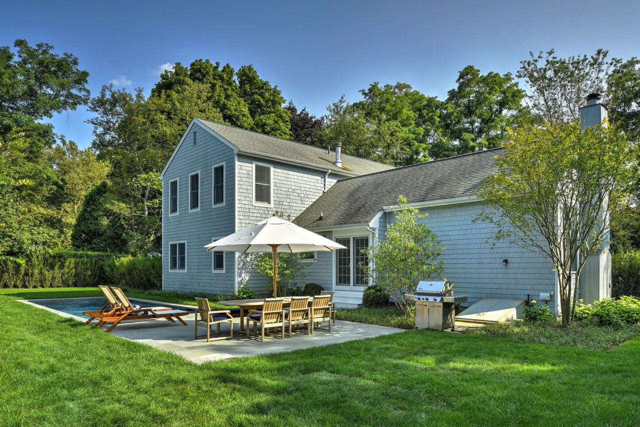 Short Beach Road in Sag Harbor 