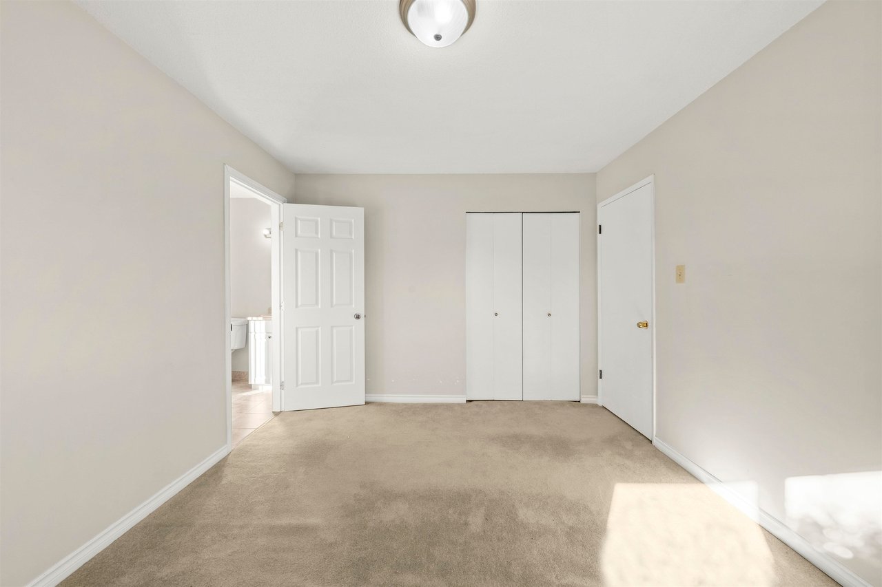 12178 97 Ave