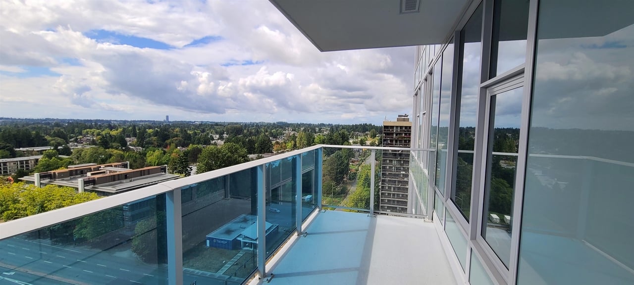1402-13615 Fraser Hwy