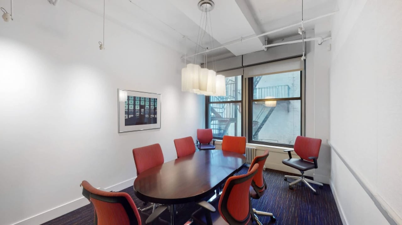 135 W 27Th St - Office Unit