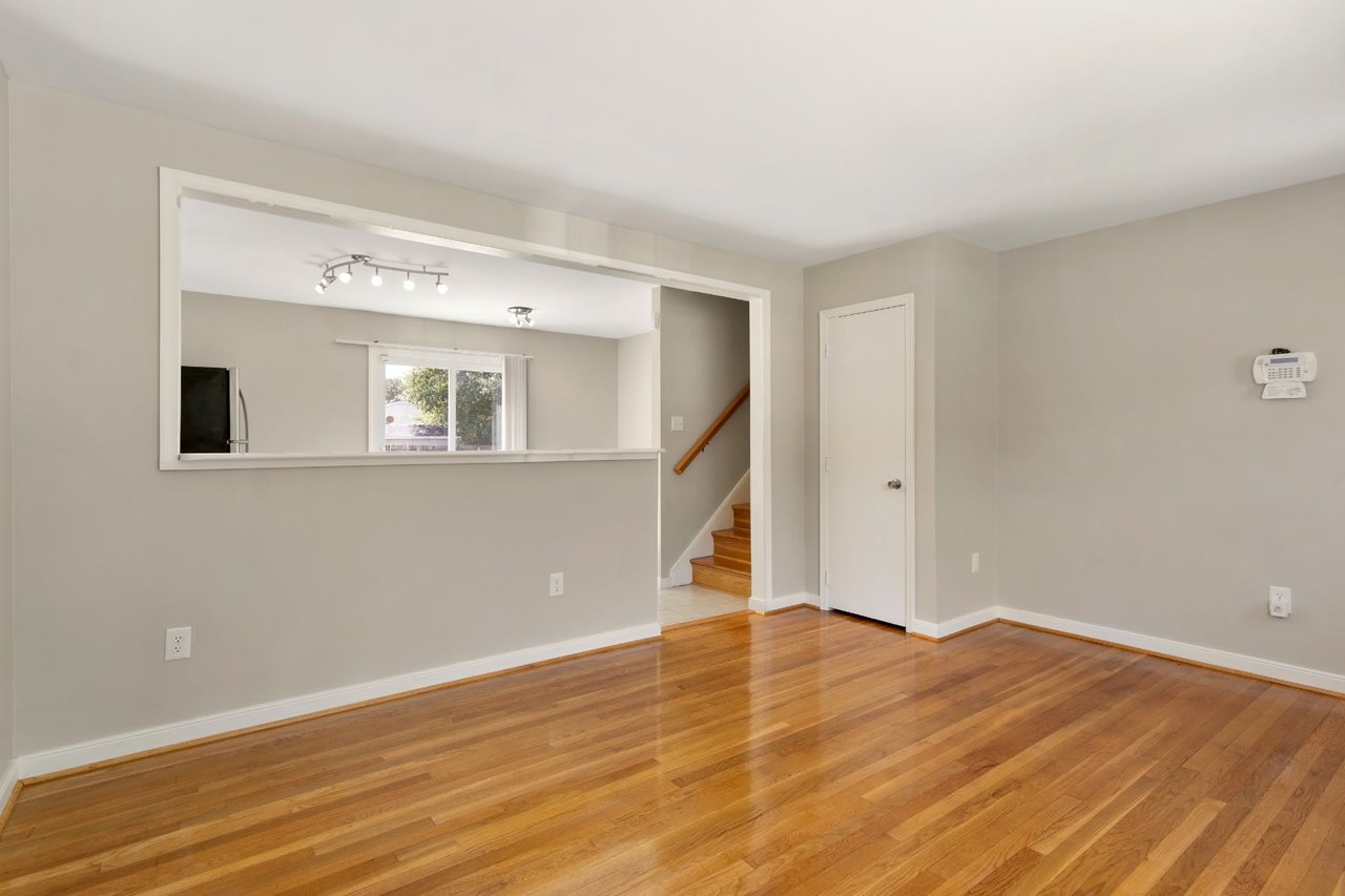 211 Carlstone Drive