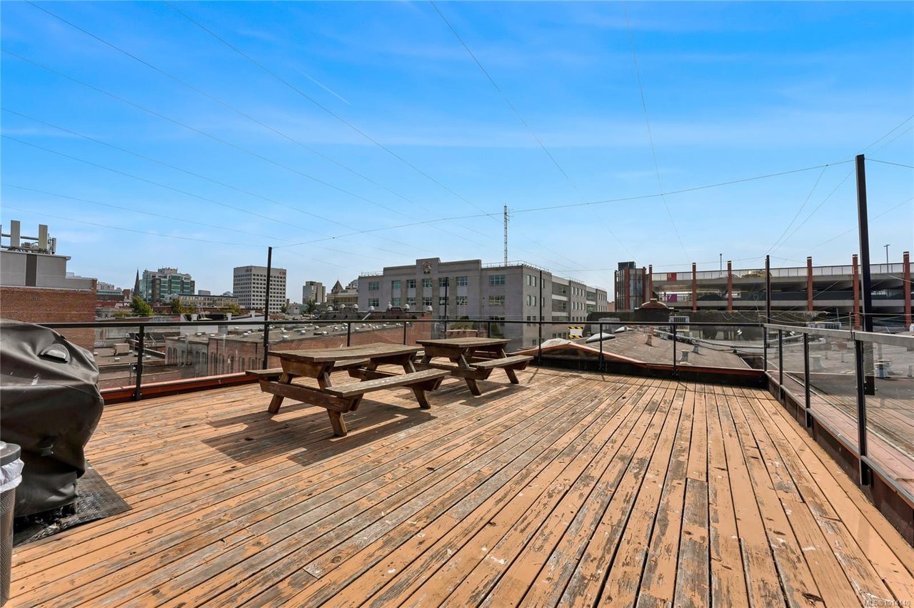 203-562 Yates St, Victoria